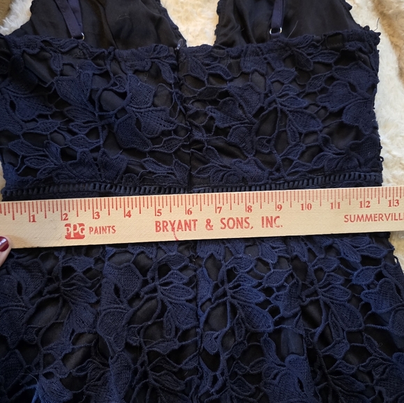 NWT Morning Mist Beautiful dark blue navy overlay lace dress women's size 10. - Picture 11 of 13
